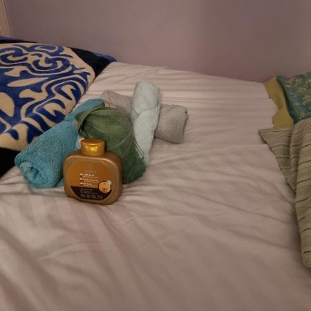 Ina-Olivia F5 A Massy Hotell Massy  Eksteriør bilde